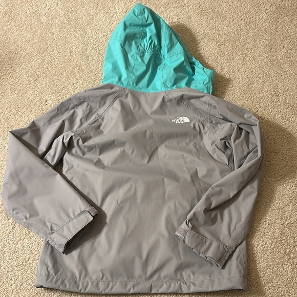 North face girls size S/P (7/8) double layer -2 jackets in one. - Picture 10 of 10